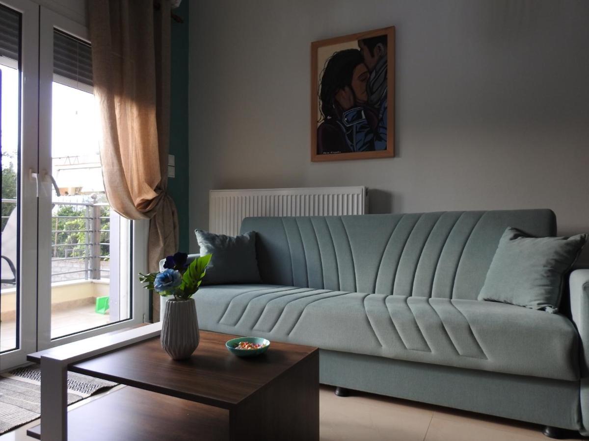 F.K Room 2 Aigio Dış mekan fotoğraf