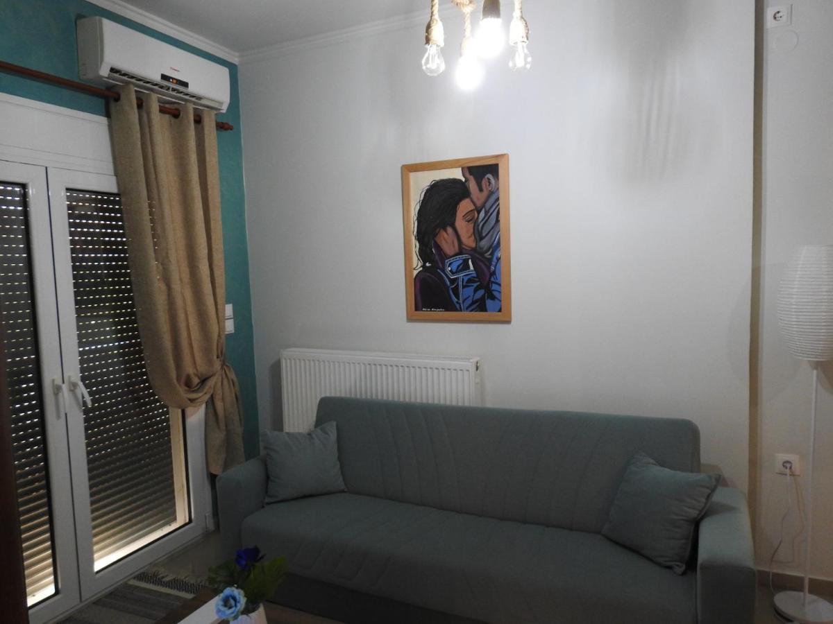 F.K Room 2 Aigio Dış mekan fotoğraf