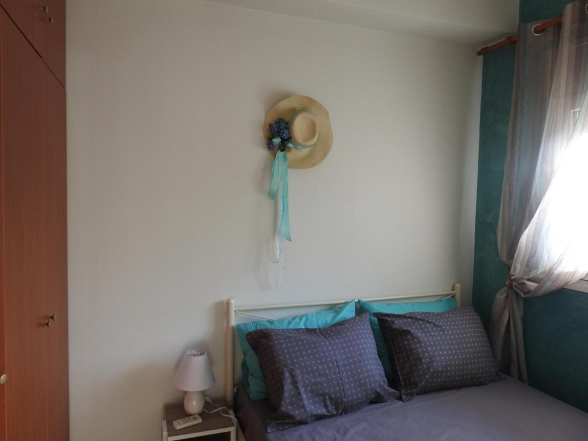 F.K Room 2 Aigio Dış mekan fotoğraf